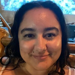 Meet your Posher, Nayda